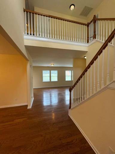 Main picture of 10173 Falling Leaf Dr NW