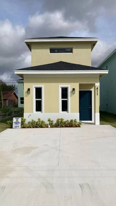 Main picture of 411 NW 12th Ave