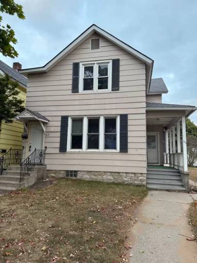 Main picture of 315 S 9th St