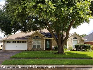 Main picture of 5909 Clearview Cir