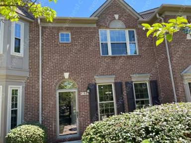 Main picture of 41021 N Maplewood Dr
