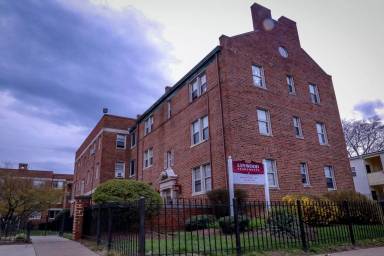 Main picture of Linwood Apartments