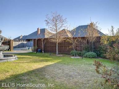 Main picture of 316 Parakeet Dr