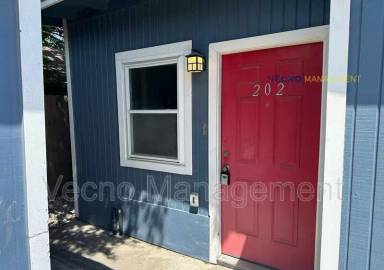 Main picture of 411 Cincinnati Ave