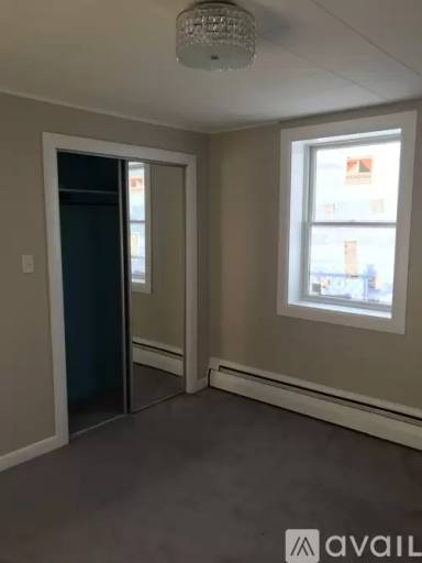 Main picture of 30 Pitcairn St