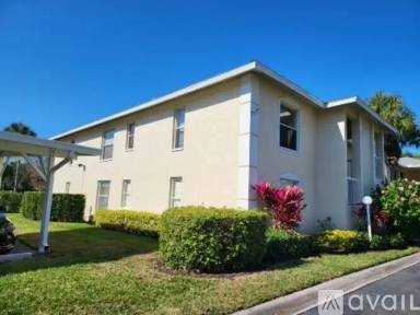 Main picture of 717 Landover Cir