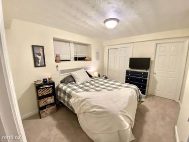Main picture of 120A Babcock St