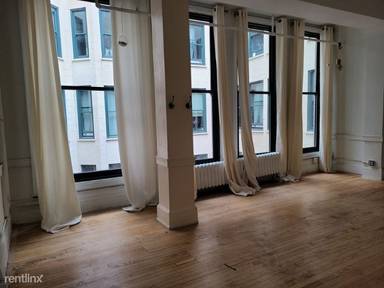 Main picture of 410 S Michigan Ave Apartments