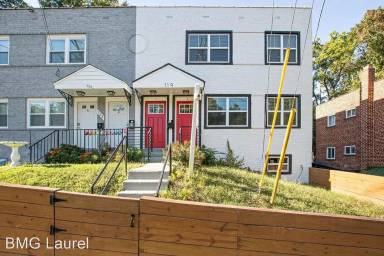 Main picture of 119 Joliet St SW