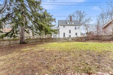 Main picture of 2675 Idlewood Rd