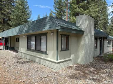 Main picture of 2975 Sacramento Ave