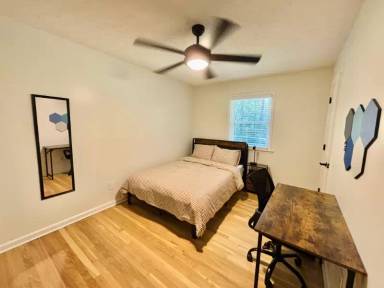 Main picture of 1939 Candace Ln SE