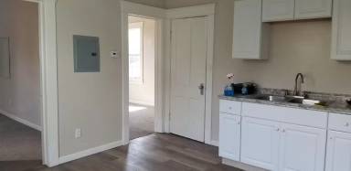 Main picture of 858 West Ave