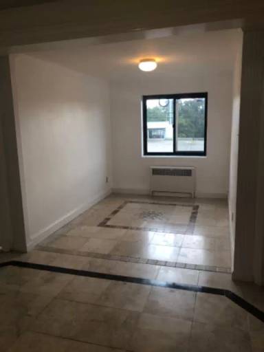 Main picture of 7901 Perry Hwy