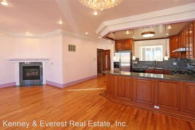 Main picture of 1821 Cabrillo St