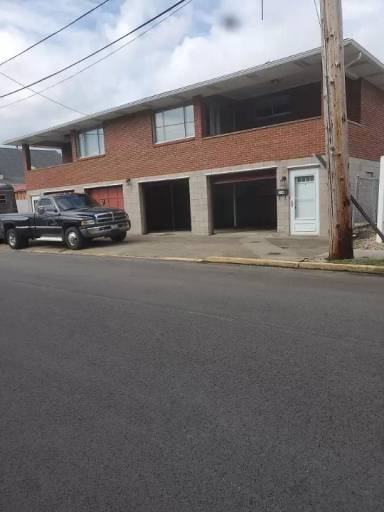 Main picture of 108 River Ave