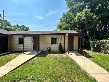 Main picture of 5542 Mulberry Ave