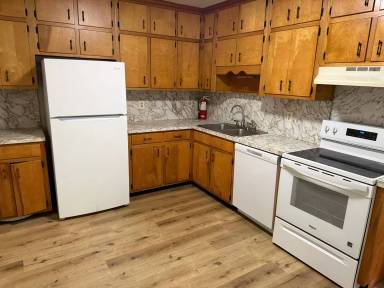 Main picture of 1503 Valley Rd