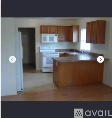 Main picture of 190 Clayton Dr