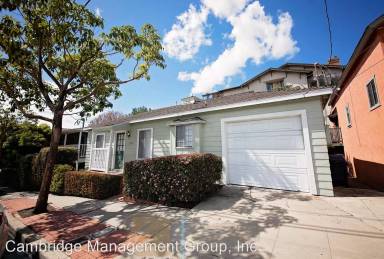 Main picture of 3730 Goldfinch St