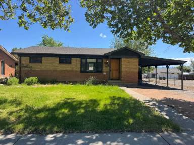 Main picture of 1600 N 17th St
