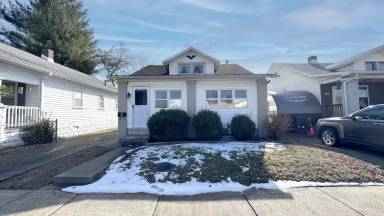 Main picture of 321 E Tennessee St