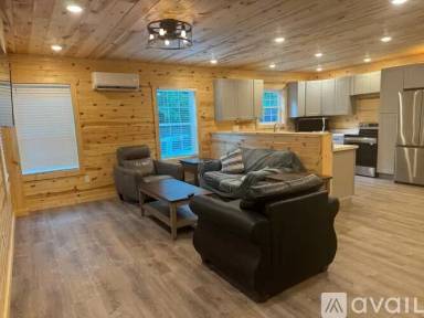 Main picture of 2432 Chapman Hwy