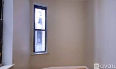 Main picture of 623 E 11th St