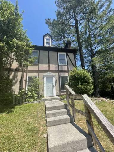 Main picture of 119 Arcadia Ln