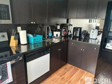 Main picture of 480 W Park Dr