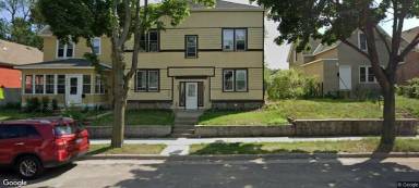 Main picture of 582 Thomas Ave