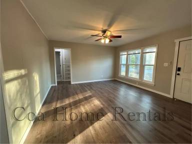 Main picture of 222 S Nevada St