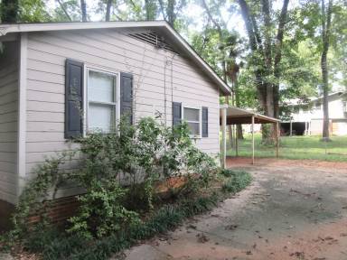 Main picture of 2317 Laurel Ln