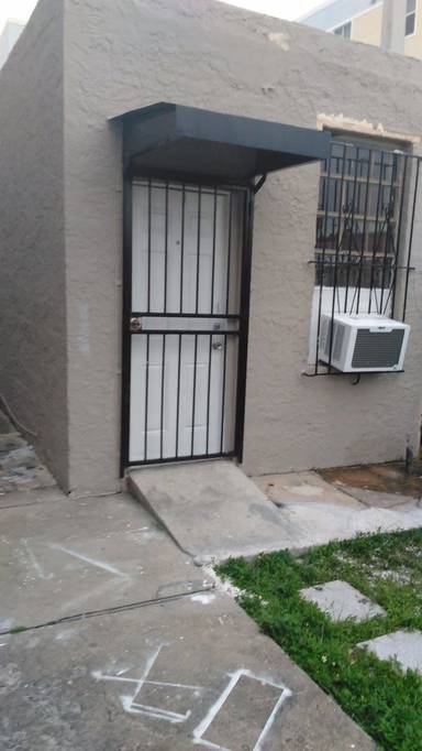 Main picture of 429 SW 8th Ct