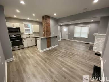 Main picture of 127 Dawes St