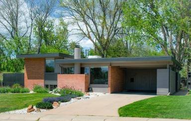 Main picture of 1421 E Cornell Pl