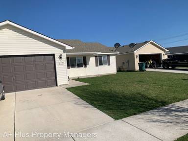 Main picture of 2756 N Madeira Loop