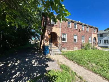 Main picture of 6138 Ray Ave