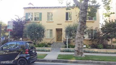 Main picture of 203 N Almont Dr