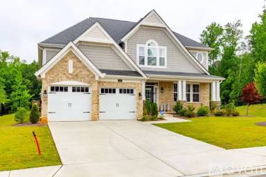 Main picture of 224 Michigan Cir