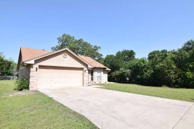 Main picture of 3744 North Dr