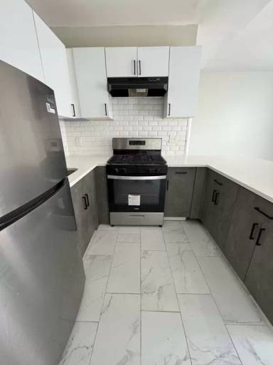 Main picture of 495 Clinton Ave