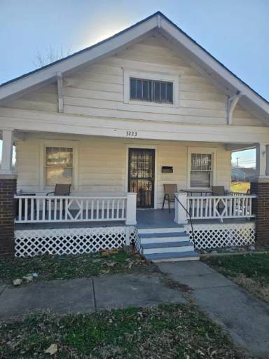 Main picture of 3223 Cleveland Ave