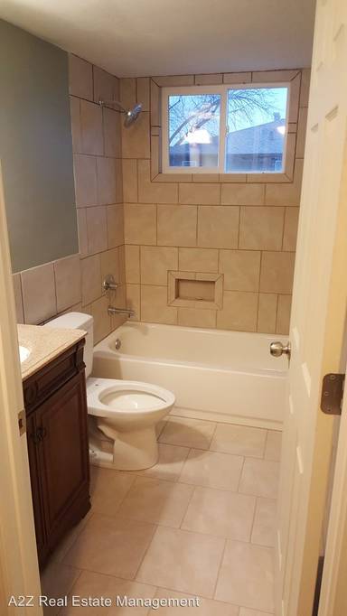 Main picture of 3240 Heatherton Dr