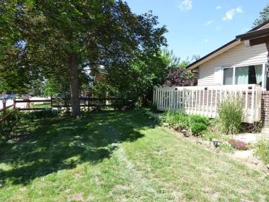Main picture of 1401 Mount Evans Dr