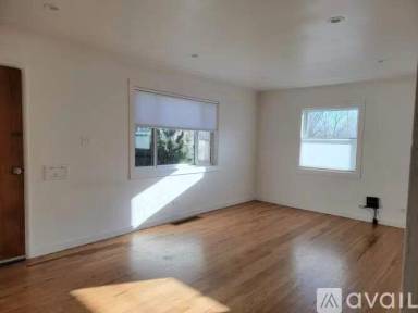 Main picture of 4477 S Acoma St
