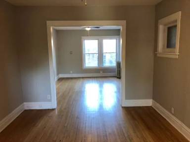 Main picture of 5219 N Christiana Ave