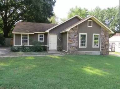 Main picture of 3887 Houghton Cv