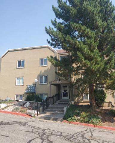Main picture of 5630 Meadow Ln