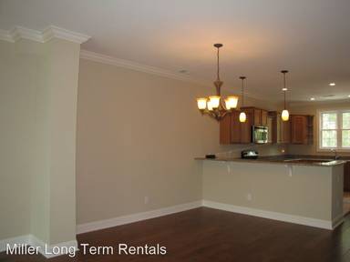 Main picture of 40 Point Comfort Rd